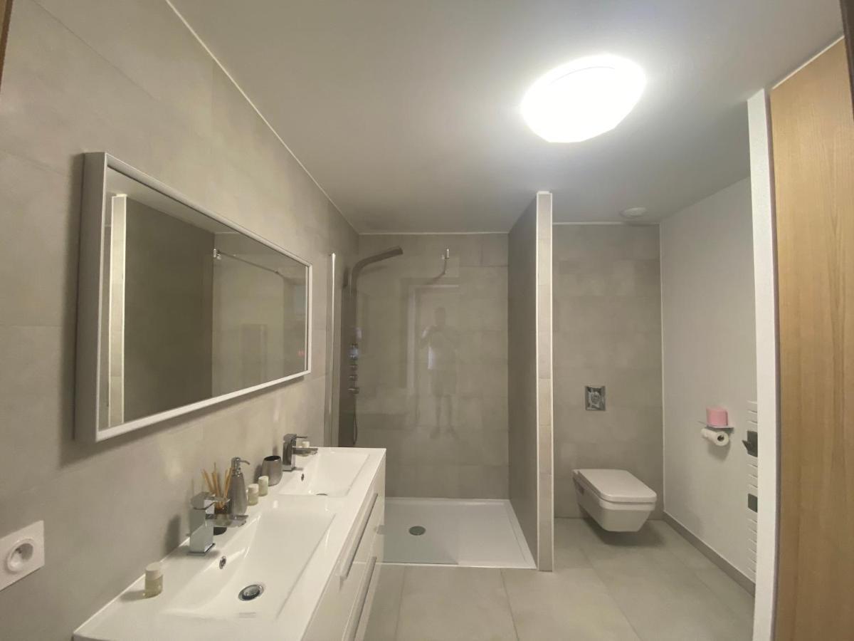 Agreable D'hote Avec Belle Terrasse Ajaccio (Corsica)